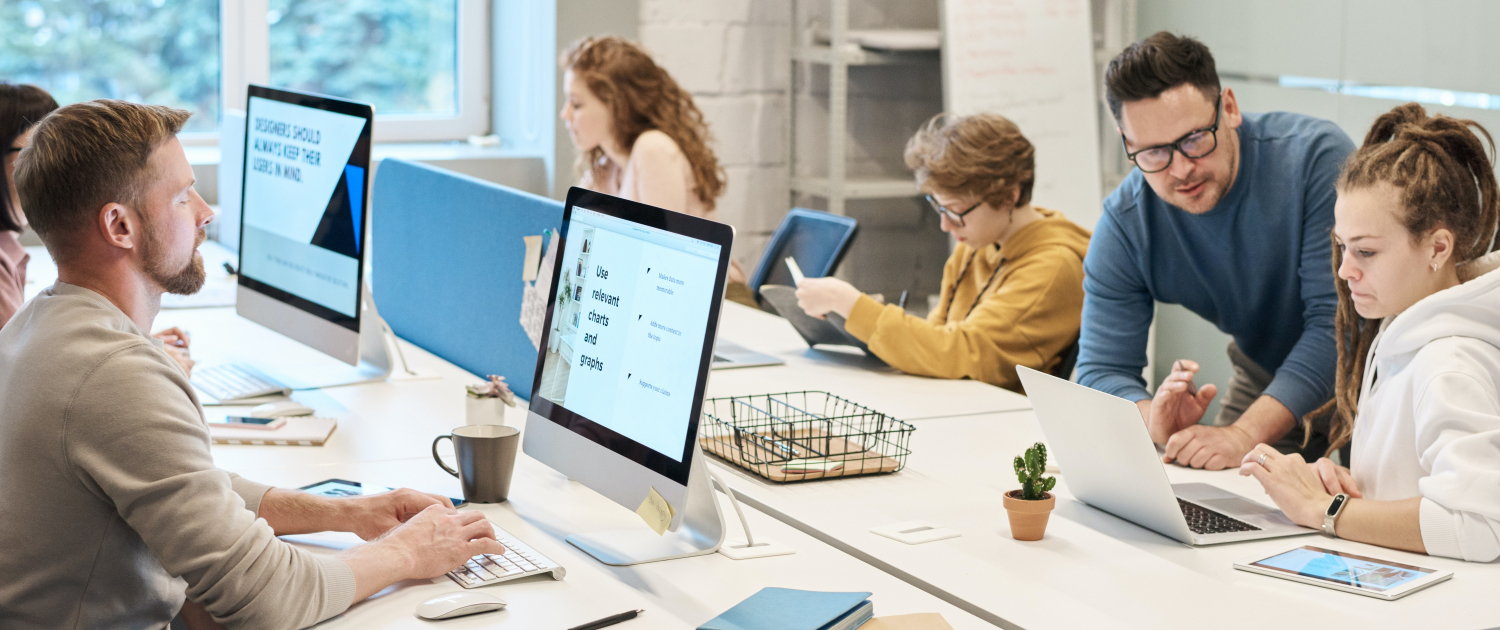 pexels-fauxels-3184357